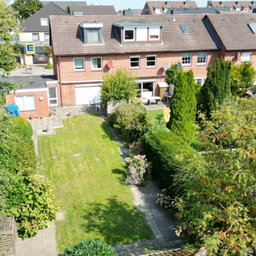 Grundstück Grundstück