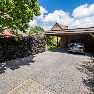 Doppelcarport mit Stauraum Doppelcarport mit Stauraum
