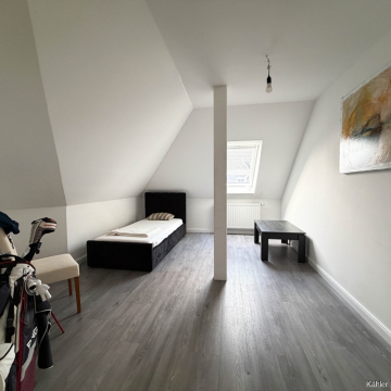 Zimmer mit Durchbruch 2/3