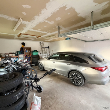 große Garage