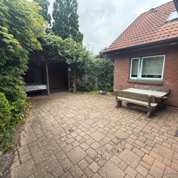 Terrasse mit Unterstand Terrasse mit Unterstand